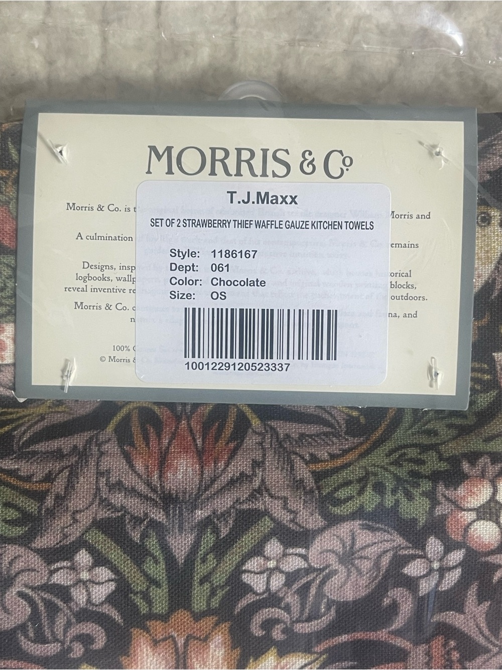 Morris and co strawberry thrift kitchen towels set of 2 chocolate color new - Picture 3 of 4